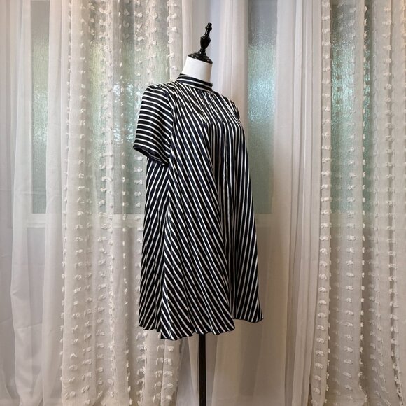 ASOS Striped Short-Sleeve Satin Dress - Picture 4 of 10